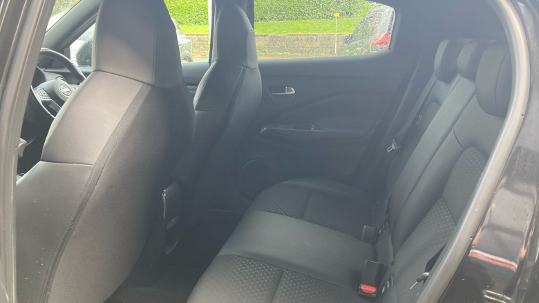 Nissan Juke 1.6 Hybrid N-Connecta 5dr Auto Hybrid Hatchback